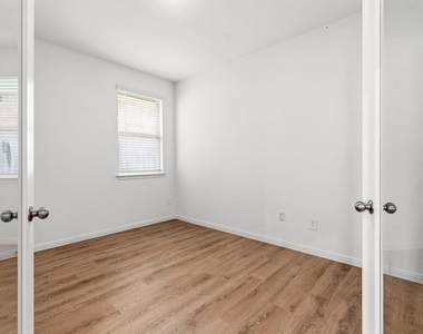 1376 Grays Gully - Photo Thumbnail 5