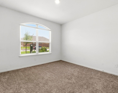 1376 Grays Gully - Photo Thumbnail 23