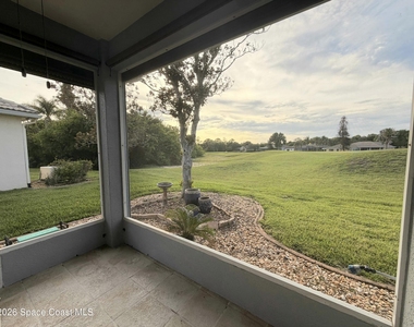 8006 Bradwick Way - Photo Thumbnail 10