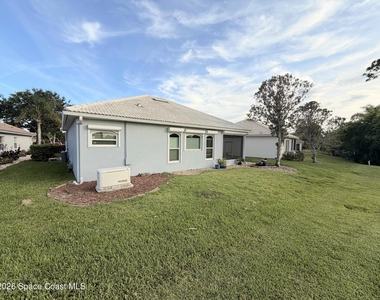8006 Bradwick Way - Photo Thumbnail 9
