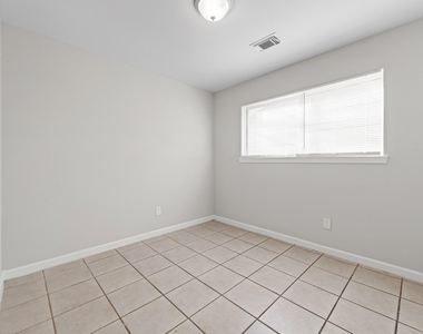 11218 Rebel Road - Photo Thumbnail 8