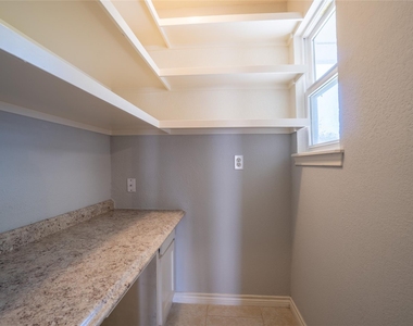 140 Lakewood Drive - Photo Thumbnail 26