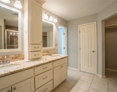 140 Lakewood Drive - Photo Thumbnail 21