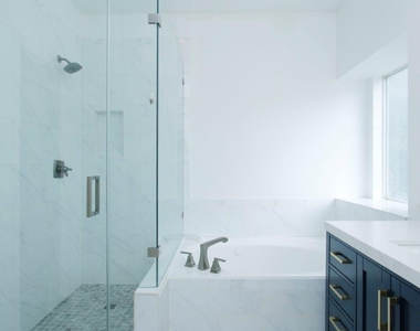10314 Cliff Haven Court - Photo Thumbnail 27