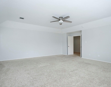 10314 Cliff Haven Court - Photo Thumbnail 33