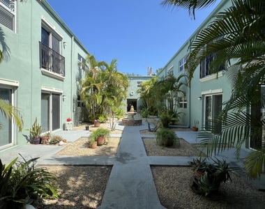 220 Columbia Drive - Photo Thumbnail 1
