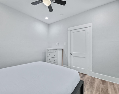 412 Drew Street - Photo Thumbnail 12