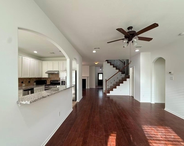 2814 Ridgeglen Lane - Photo Thumbnail 15