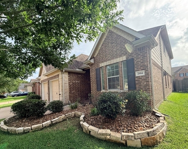 2814 Ridgeglen Lane - Photo Thumbnail 3