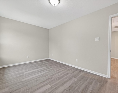 14774 Bowie Lane - Photo Thumbnail 24