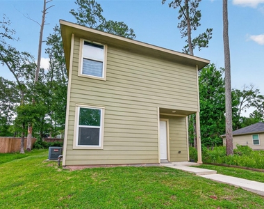 14774 Bowie Lane - Photo Thumbnail 2