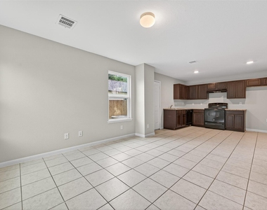 14774 Bowie Lane - Photo Thumbnail 10