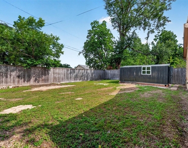 7030 Sidney Street - Photo Thumbnail 28