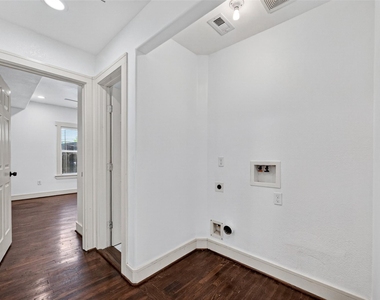 7030 Sidney Street - Photo Thumbnail 19