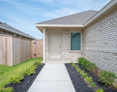 6147 Sunburst Scarlet Street - Photo Thumbnail 4
