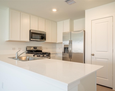 6147 Sunburst Scarlet Street - Photo Thumbnail 19