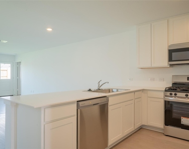 6147 Sunburst Scarlet Street - Photo Thumbnail 20