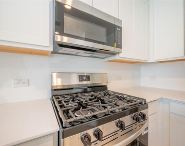 6147 Sunburst Scarlet Street - Photo Thumbnail 12