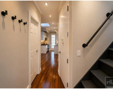 Ridge Street - Photo Thumbnail 3