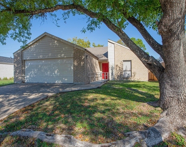 16042 Bear Hill Drive - Photo Thumbnail 30