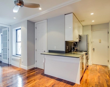 Lexington Ave. - Photo Thumbnail 2