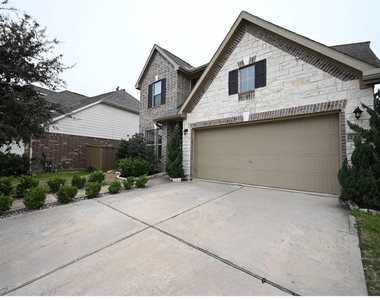 23919 Villa Lisa Drive - Photo Thumbnail 2