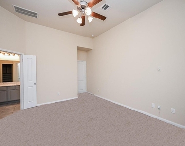 23919 Villa Lisa Drive - Photo Thumbnail 19