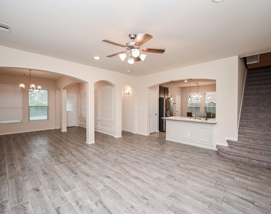 23919 Villa Lisa Drive - Photo Thumbnail 6