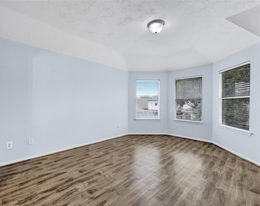 6103 Sebastian Hill - Photo Thumbnail 21