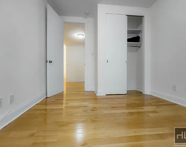 East 58 Street - Photo Thumbnail 1