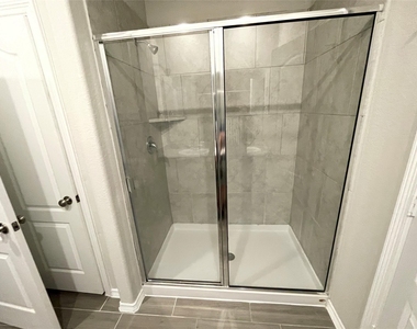 25526 Northpark Spruce Court - Photo Thumbnail 10
