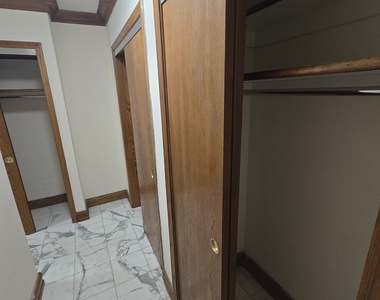 East 36 Street - Photo Thumbnail 11