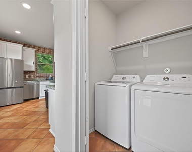 804 Pearl River Drive - Photo Thumbnail 11
