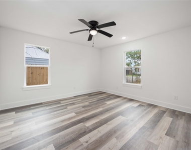 3405 Mount Pleasant Street - Photo Thumbnail 14