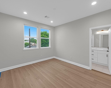 5020 Sayers Street - Photo Thumbnail 23
