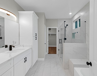 5020 Sayers Street - Photo Thumbnail 14