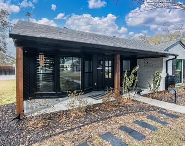 712 Clarence Street - Photo Thumbnail 31