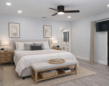 712 Clarence Street - Photo Thumbnail 12