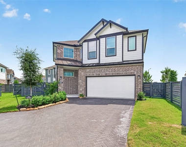 21227 Teal Lovegrass Lane - Photo Thumbnail 2