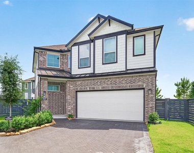 21227 Teal Lovegrass Lane - Photo Thumbnail 3