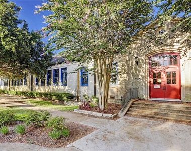 2324 Goldsmith Street - Photo Thumbnail 15