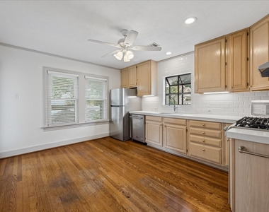 2324 Goldsmith Street - Photo Thumbnail 3