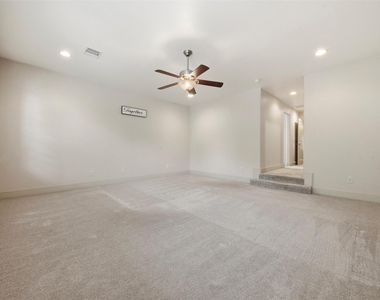 5929 Kansas Street - Photo Thumbnail 21