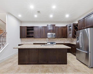 5929 Kansas Street - Photo Thumbnail 9