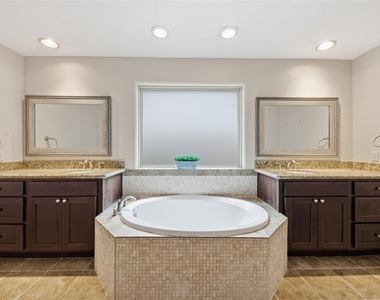 5929 Kansas Street - Photo Thumbnail 23