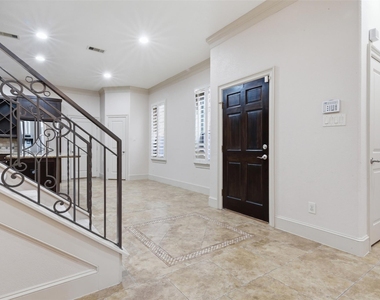 5929 Kansas Street - Photo Thumbnail 3