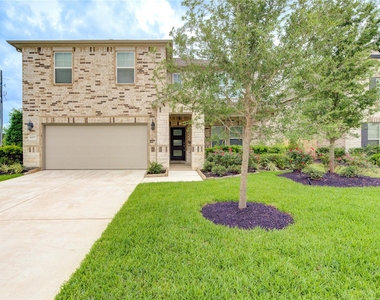 6027 Jenna Way - Photo Thumbnail 1