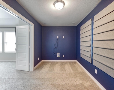 6027 Jenna Way - Photo Thumbnail 35