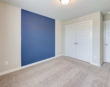 6027 Jenna Way - Photo Thumbnail 43