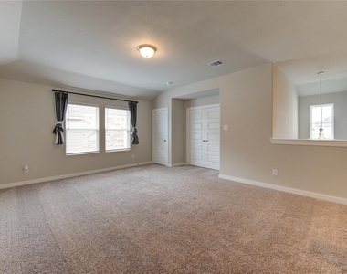 6027 Jenna Way - Photo Thumbnail 32